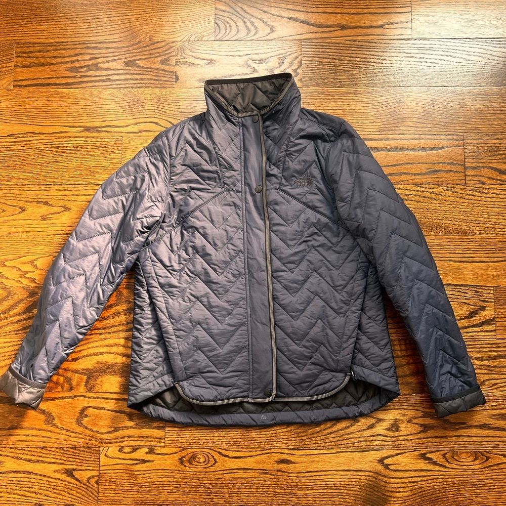 North Face navy lightweight puffer jacket